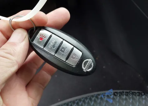 2015 Nissan Sentra Sr from USA, damaged, VIN 3N1AB7AP2FY305598